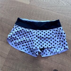 Lululemon Naked seam speed short. Size 4